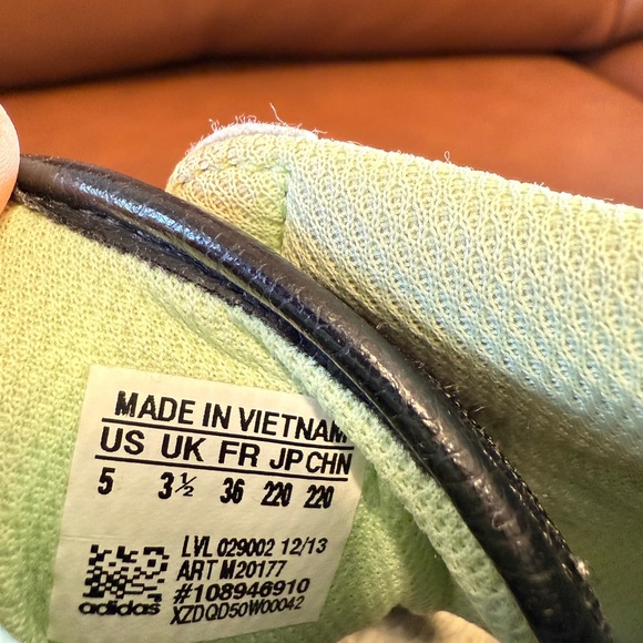 Sneakers Adidas. - Picture 8 of 8